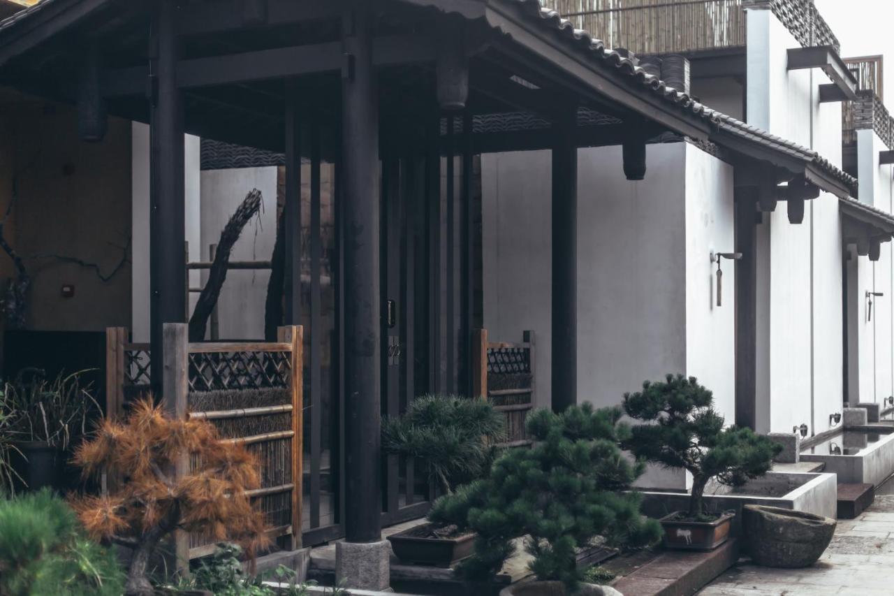 张家界宋风明雨酒店 外观 照片